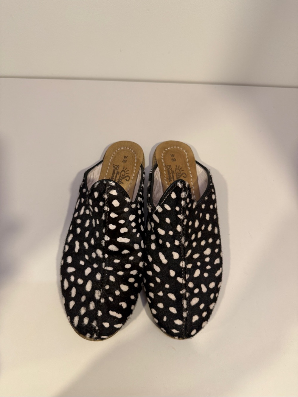 Sabah Black and White Pony Hair Slip-On Mules - Picture 4 of 4